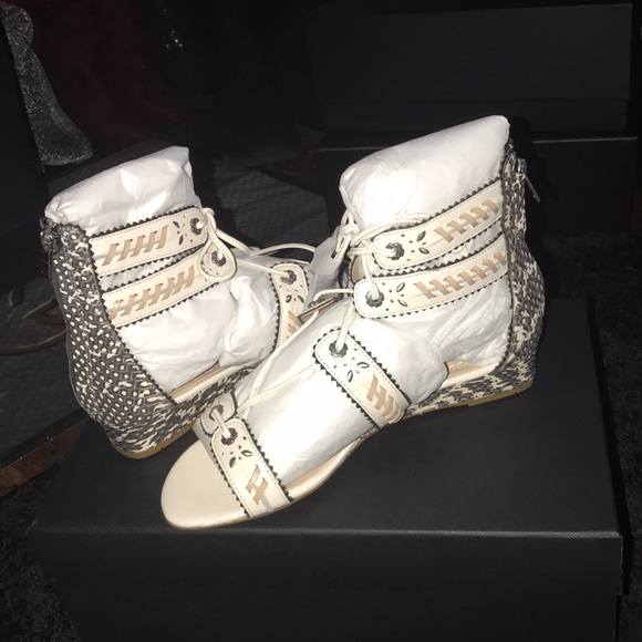 NEW Coach Demi Wedge Sandal - Picture 3 of 7